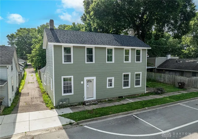 Homes for sale in Bellbrook, OH | 33 35 S Main St, Bellbrook, OH 45305 | MLS# 963717