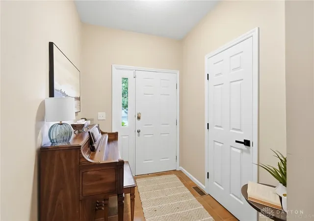3rd image of 8608 Timber Park Dr, Washington Twp, OH 45458 | MLS# 963603