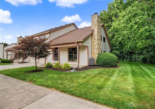 3rd image of 1390 Sanzon Dr, Fairborn, OH 45324 | MLS# 963757