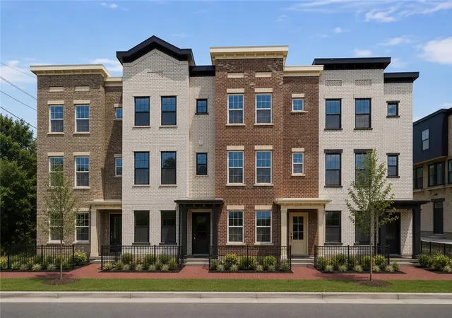 1st image of 22 Pleasant St #2, Lebanon, OH 45036 | MLS# 963650