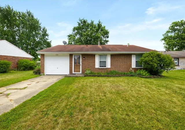 2nd image of 6124 Little Creek Ct, Dayton, OH 45424 | MLS# 963738