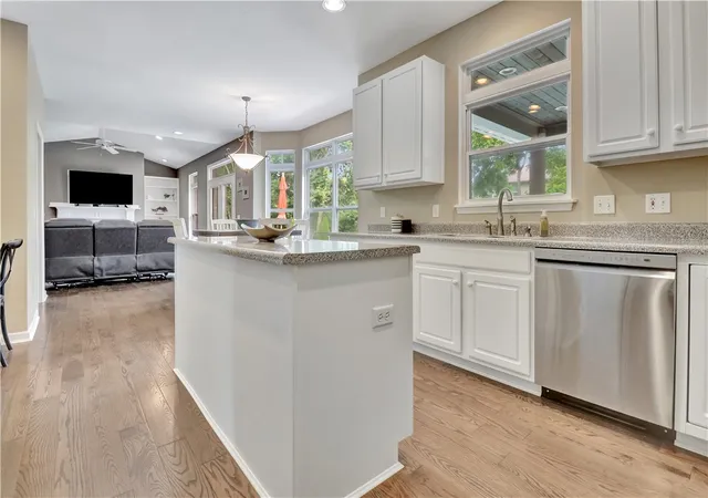 3rd image of 3773 Crooked Tree Dr, Mason, OH 45040 | MLS# 963790