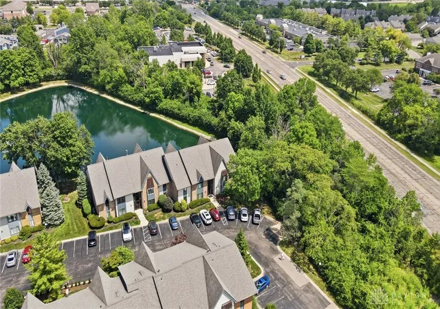 2nd image of 1933 Washington South Dr, Dayton, OH 45458 | MLS# 963456