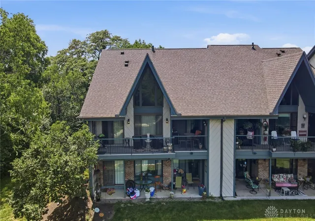5th image of 1933 Washington South Dr, Dayton, OH 45458 | MLS# 963456