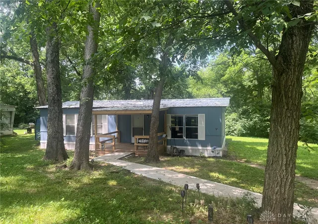 2nd image of 57 Rochester Hill Dr, Hamilton, OH 45011 | MLS# 963828