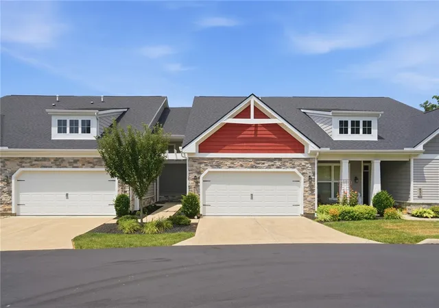 2nd image of 633 Bungalow Ct, Beavercreek, OH 45430 | MLS# 963636