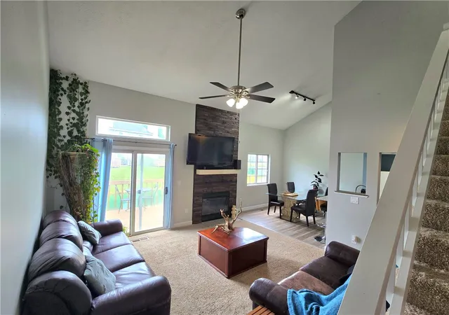 2nd image of 1187 Bay Harbour Cir, Washington Twp, OH 45458 | MLS# 963731