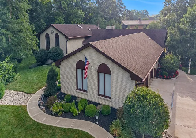 1st image of 1995 Indian Head Rd, Dayton, OH 45459 | MLS# 963693