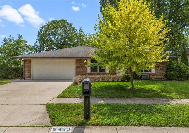 Photo 2 of Single family home for sale at 5469 Woodgate Dr, Dayton, OH 45424 | MLS# 963815 | Listing updated on 2026-07-30