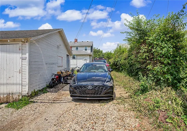 32nd image of 3024 S Smithville Rd, Dayton, OH 45420 | MLS# 963543