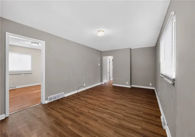 5th image of 130 Fer Don Rd, Dayton, OH 45405 | MLS# 963152