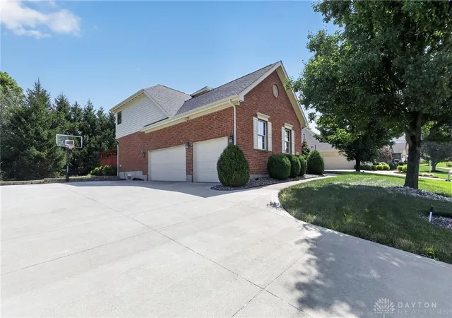 3rd image of 29 Fairwood Ct, Miamisburg, OH 45342 | MLS# 963854