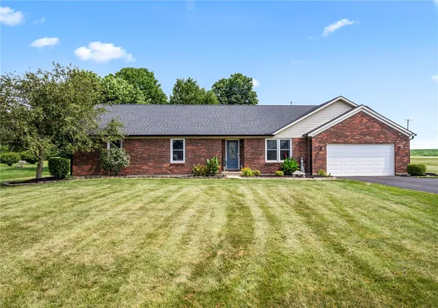 Photo 2 of Single family home for sale at 14991 Charm Hl Dr, Sidney, OH 45365 | MLS# 963604 | Listing updated on 2026-08-28