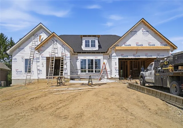Photo 1 of Single family home for sale at 5025 Gerber Dr, Middletown, OH 45042 | MLS# 960408 | Listing updated on 2026-08-28