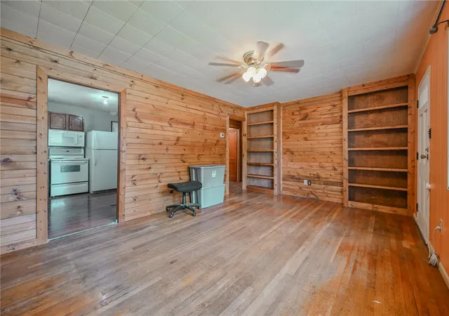 Photo 4 of Single family home for sale at 1117 Circle Dr, Xenia, OH 45385 | MLS# 963932 | Listing updated on 2026-07-12