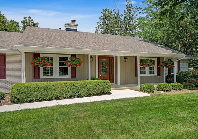 Photo 4 of Single family home for sale at 3842 Quailhollow Ct, Springfield, OH 45502 | MLS# 963938 | Listing updated on 2026-07-13
