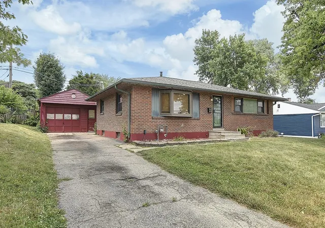 Photo 3 of Sale Pending at 2123 Neff Rd, Dayton, OH 45414 | MLS# 963942 | Listing updated on 2026-07-29