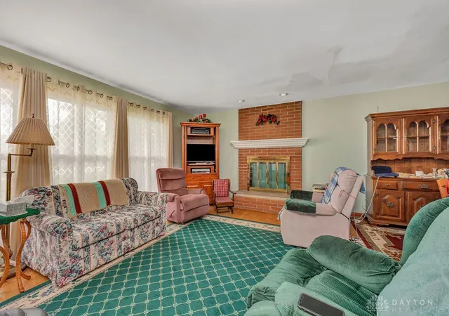 Photo 3 of Sale Pending at 6170 Fairfield Rd, Oxford, OH 45056 | MLS# 963945 | Listing updated on 2026-07-12