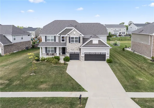 Photo 5 of Single family home for sale at 3581 Cypress Pointe Dr, Bellbrook, OH 45305 | MLS# 963964 | Listing updated on 2026-08-28