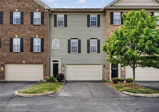 1st image of 9472 Tahoe Dr, Washington Twp, OH 45458 | MLS# 963963