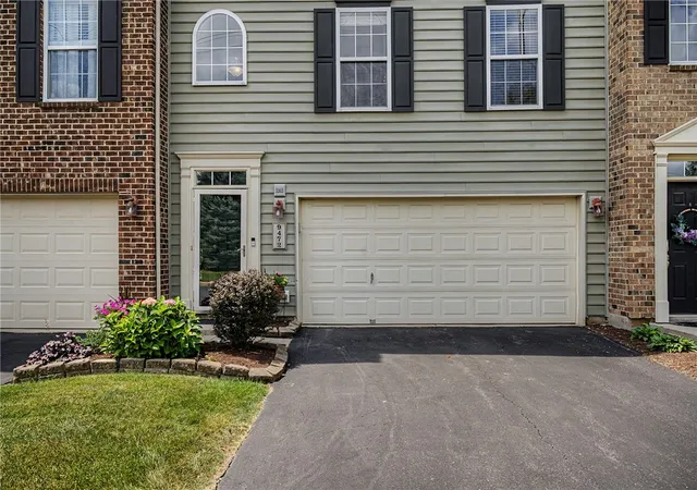 2nd image of 9472 Tahoe Dr, Washington Twp, OH 45458 | MLS# 963963