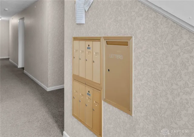 Listing Photo 4 - Condo for sale in building located at 3126 Alexander Pl, Beavercreek, OH 45431 - Unit #205