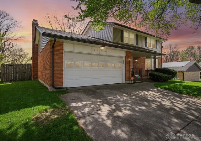Photo 1 of Sale Pending at 1576 Burchwood, Fairborn, OH 45324 | MLS# 963971 | Listing updated on 2026-08-28