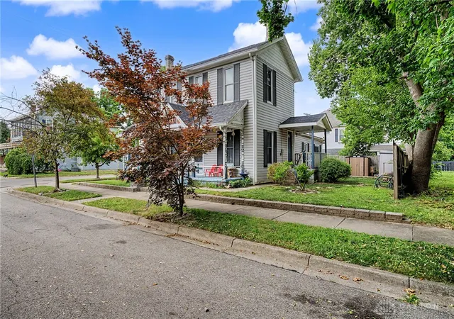 2nd image of 401 N 4th St, Miamisburg, OH 45342 | MLS# 964001
