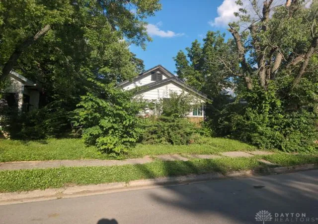 Homes for sale in Dayton, OH | 916 Leland Ave, Dayton, OH 45402 | MLS# 964016