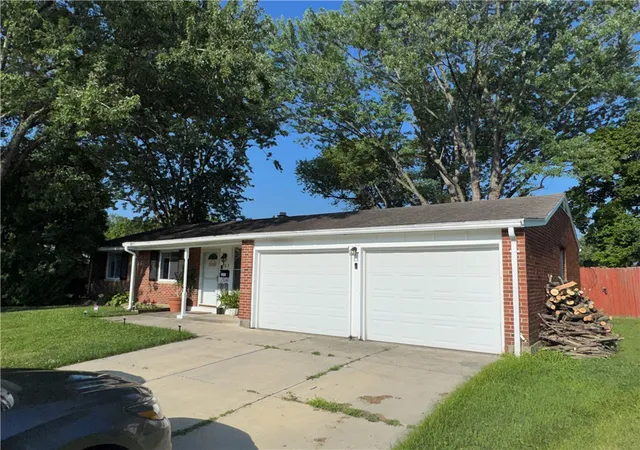 Photo 2 of Single family home for sale at 703 Hile Ln, Englewood, OH 45322 | MLS# 963940 | Listing updated on 2026-08-28