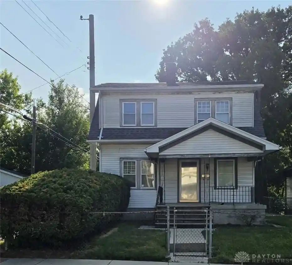 Photo 1 of Single family home for sale at 860 Kumler Ave, Dayton, OH 45402 | MLS# 963944 | Listing updated on 2026-10-12