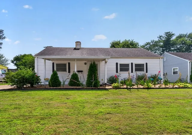 1st image of 1130 E Pearl St, Miamisburg, OH 45342 | MLS# 963879