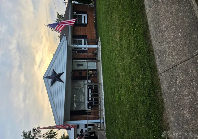 Homes for sale in Piqua, OH | 404 Pinewood Ave, Piqua, OH 45356 | MLS# 964049