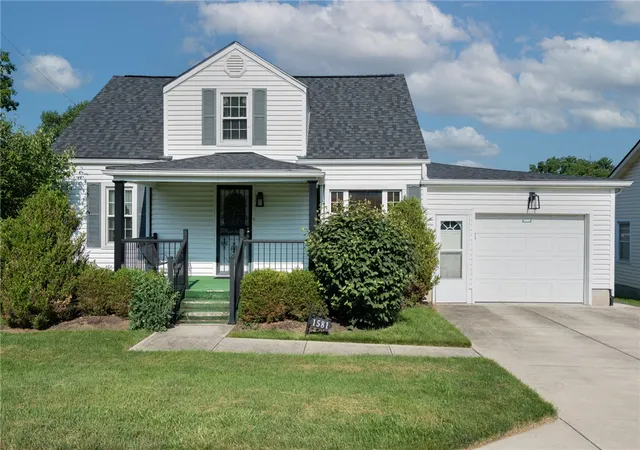 Photo 2 of Single family home for sale at 1581 Stewart Blvd, Fairborn, OH 45324 | MLS# 961888 | Listing updated on 2026-07-13