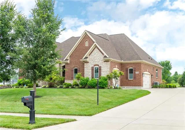 Photo 2 of Single family home for sale at 2722 Scarborough Pl, Xenia, OH 45385 | MLS# 964058 | Listing updated on 2026-07-13