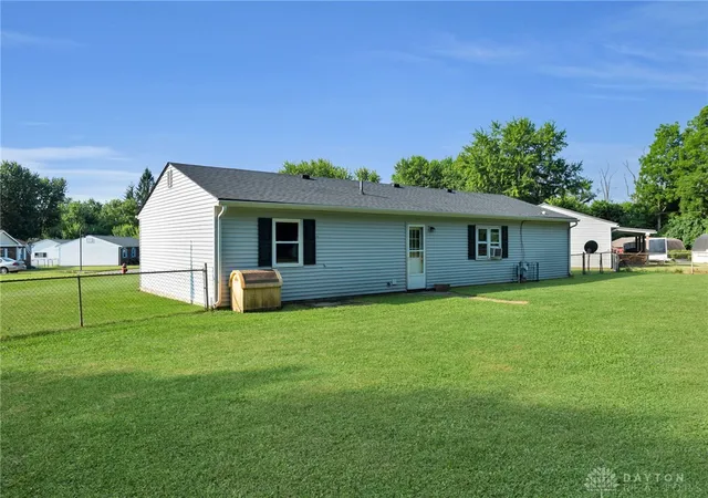 5th image of 111 Jetta Dr, Camden, OH 45311 | MLS# 964100