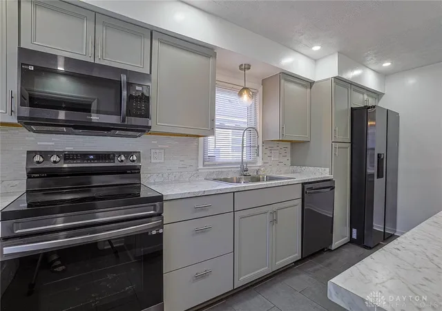 Photo 2 of Sale Pending at 2245 Arlene Ave, Dayton, OH 45406 | MLS# 962141 | Listing updated on 2026-07-16