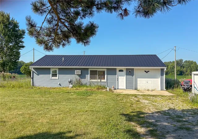 Photo 2 of Single family home for sale at 1735 State Route 571, Greenville, OH 45331 | MLS# 964123 | Listing updated on 2026-08-04