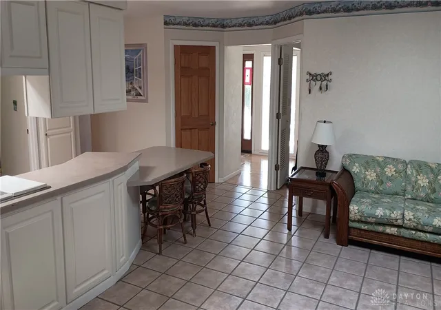 5th image of 5284 Newell Cir, Dayton, OH 45440 | MLS# 964136