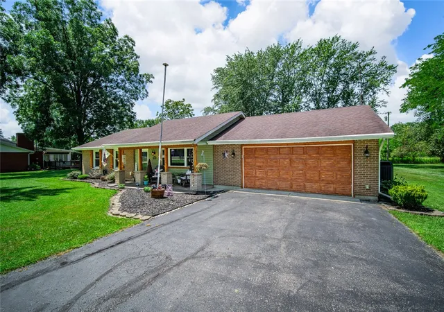 Homes for sale in Piqua, OH | 3515 W Ziegler Rd, Piqua, OH 45356 | MLS# 964146