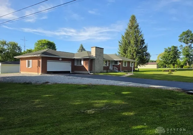 2nd image of 137 Woodland Dr, Eaton, OH 45320 | MLS# 964149
