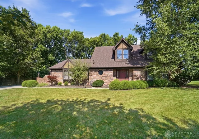 4th image of 9015 Academy View Ct, Washington Twp, OH 45458 | MLS# 964115