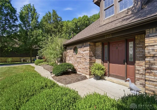 5th image of 9015 Academy View Ct, Washington Twp, OH 45458 | MLS# 964115