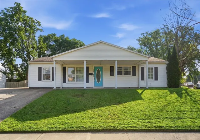 1st image of 98 Millard Dr, Franklin, OH 45005 | MLS# 964142