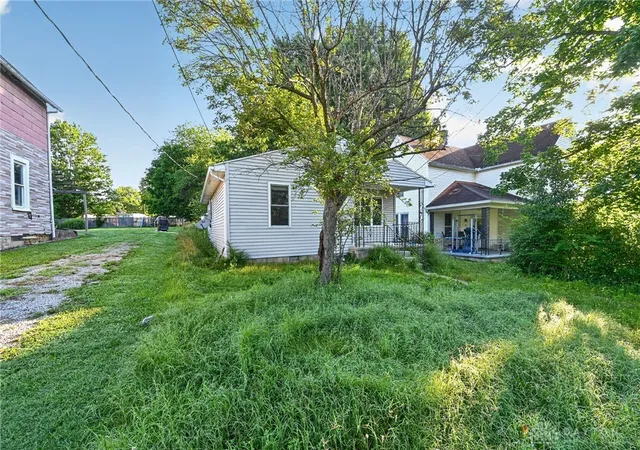 27th image of 320 Muntz St, Hillsboro, OH 45133 | MLS# 964194