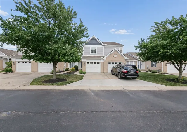 2nd image of 4186 E Village Dr, Mason, OH 45040 | MLS# 964200