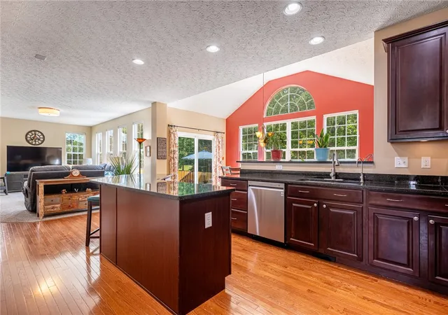 4th image of 2374 Gerard Ct, Fairborn, OH 45324 | MLS# 963441