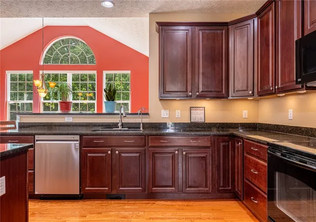 5th image of 2374 Gerard Ct, Fairborn, OH 45324 | MLS# 963441