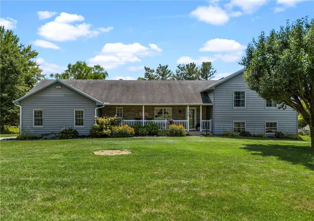 1st image of 129 Corinthian Dr, Chester Twp, OH 45177 | MLS# 964171