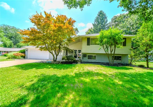 2nd image of 906 New England Ave, Dayton, OH 45429 | MLS# 964271